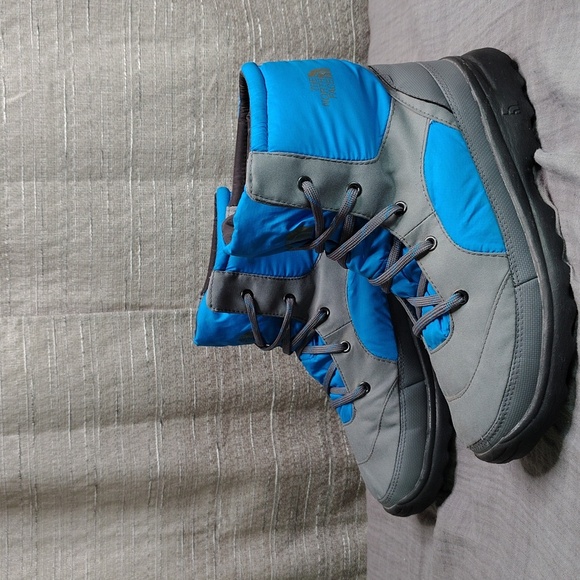 The North Face Boots Boys Blue Gray Primaloft Nuptse Insulated Snow Winter - Picture 1 of 10